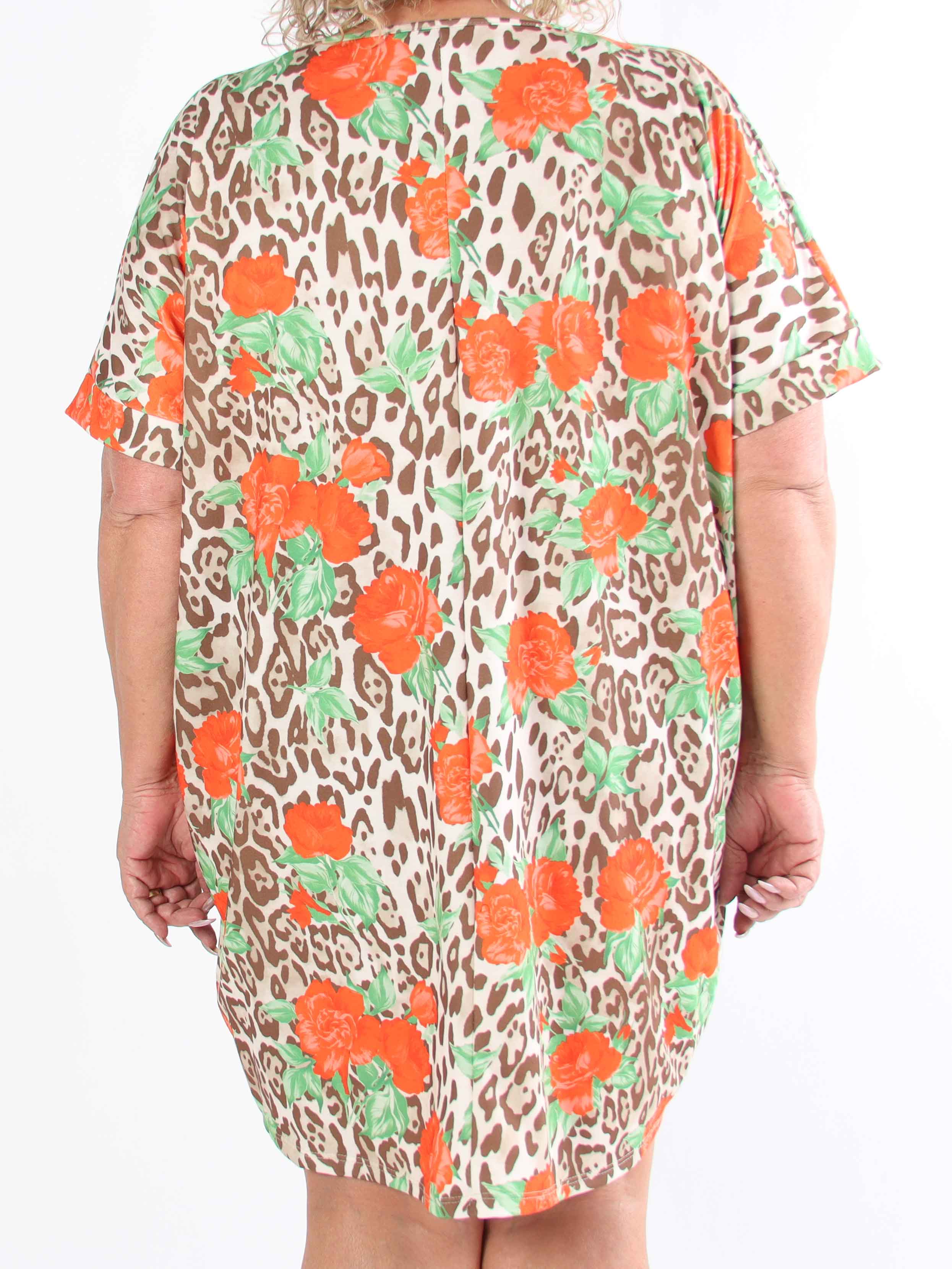 Mintu Leo Dress - Plus size t-shirtklänning i bomull med leopardtryck